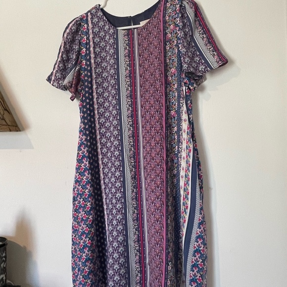 Esprit Dresses & Skirts - Esprit Patterned Midi Dress with Purple and Pink Accents
